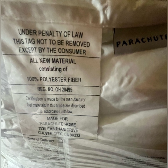 Parachute Home “All Season Down Alternative” Duvet Insert Size Full/Queen - Picture 3 of 3